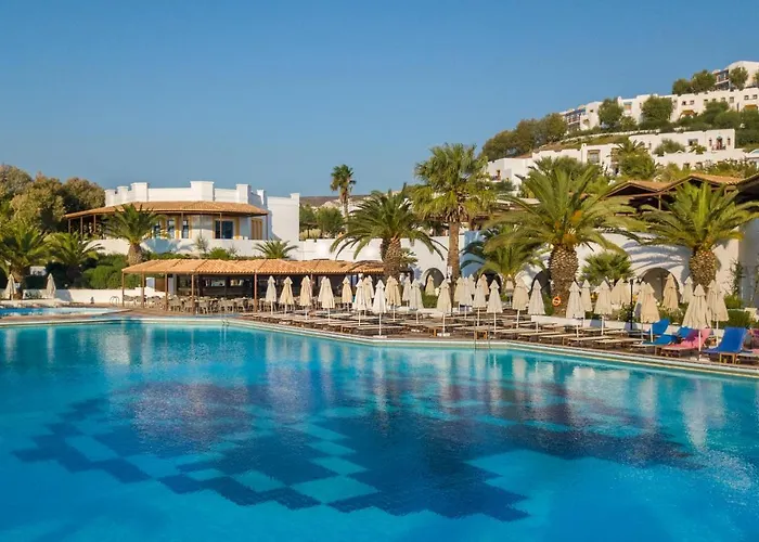 Lagas Aegean Village Hotel 4*